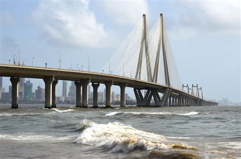 famous bridge in mumbai